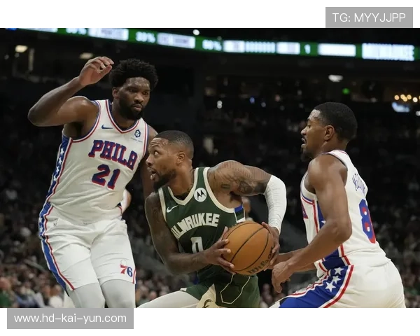 雄鹿113-109险胜活塞，利拉德关键时刻表现证明价值