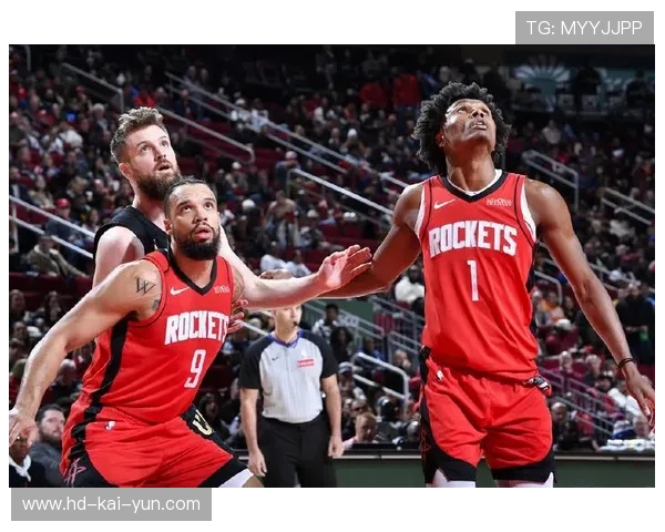 骑士加兰关键罚球失手，米切尔绝平三分不中憾负勇士